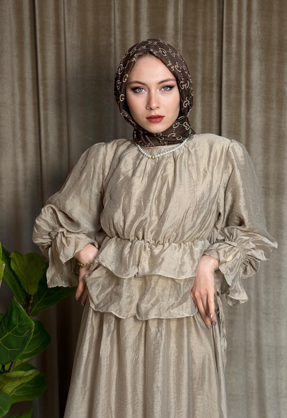 Elegance Kolları Bağlamalı Etekli Takım - Taş Rengi