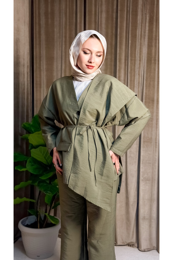 Laye Ceketli Şallı Takım